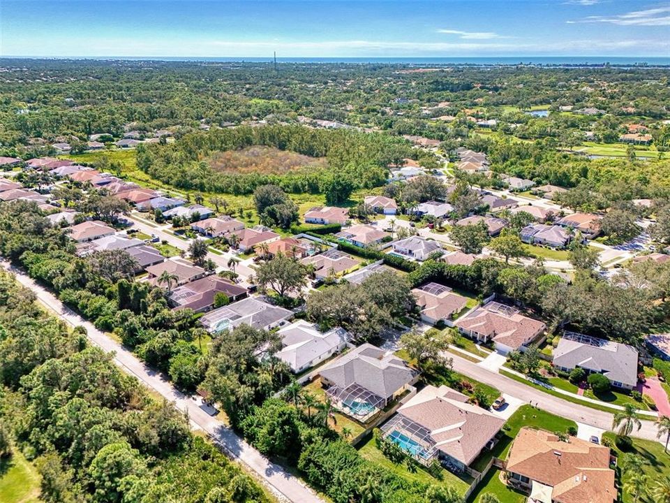 For Sale: $629,000 (4 beds, 2 baths, 2203 Square Feet)