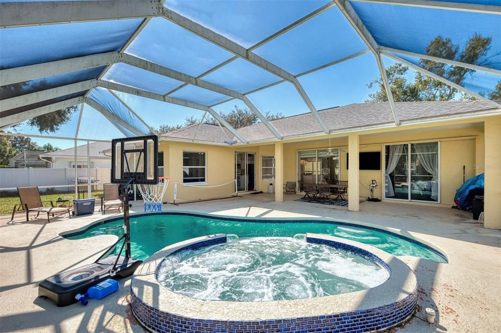 For Sale: $629,000 (4 beds, 2 baths, 2203 Square Feet)