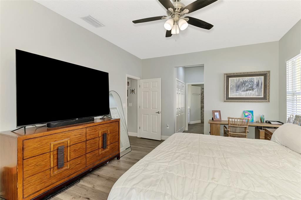 For Sale: $629,000 (4 beds, 2 baths, 2203 Square Feet)