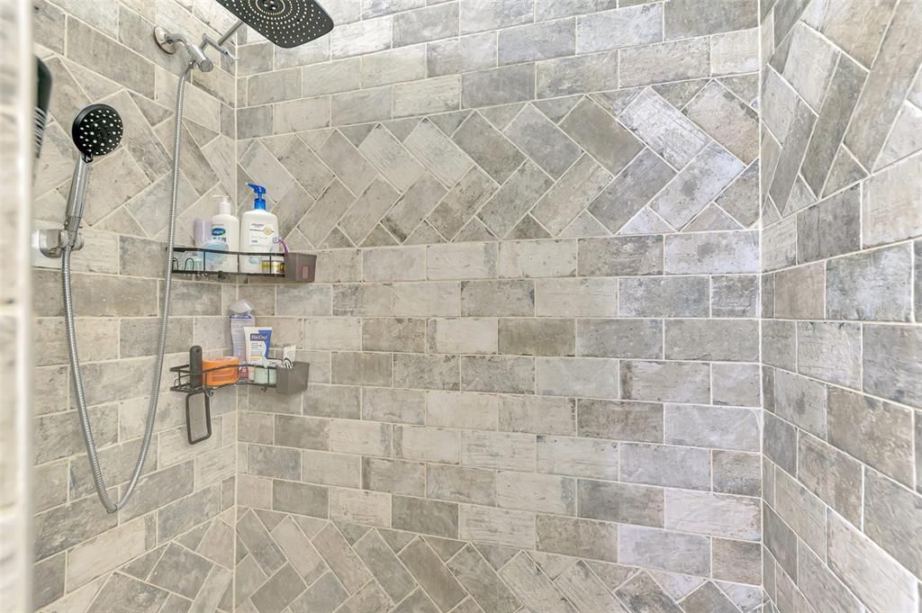 For Sale: $629,000 (4 beds, 2 baths, 2203 Square Feet)