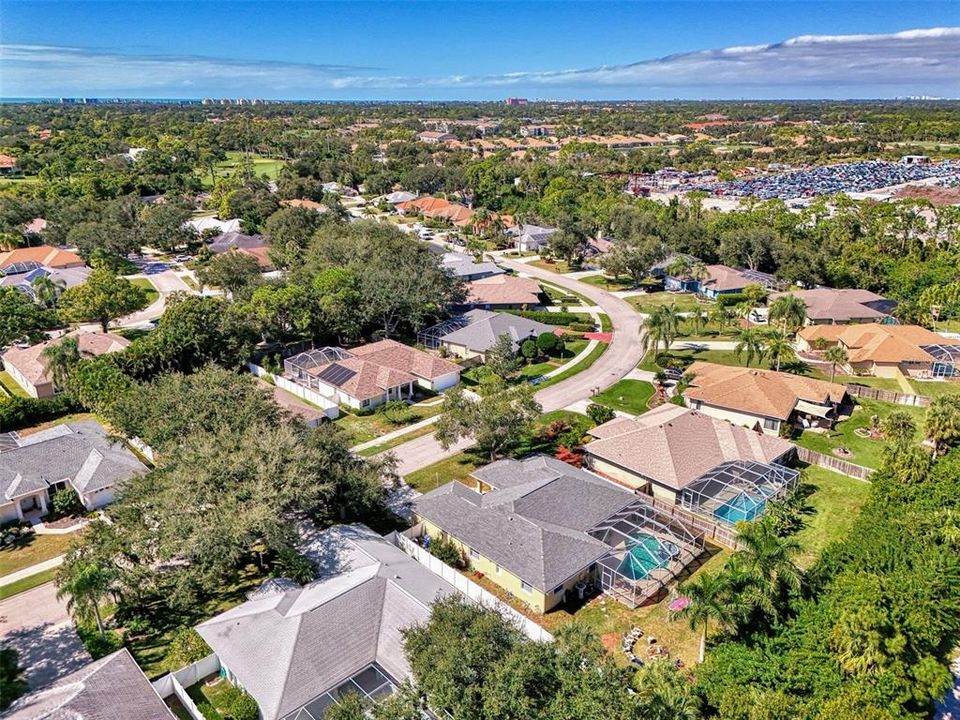 For Sale: $629,000 (4 beds, 2 baths, 2203 Square Feet)