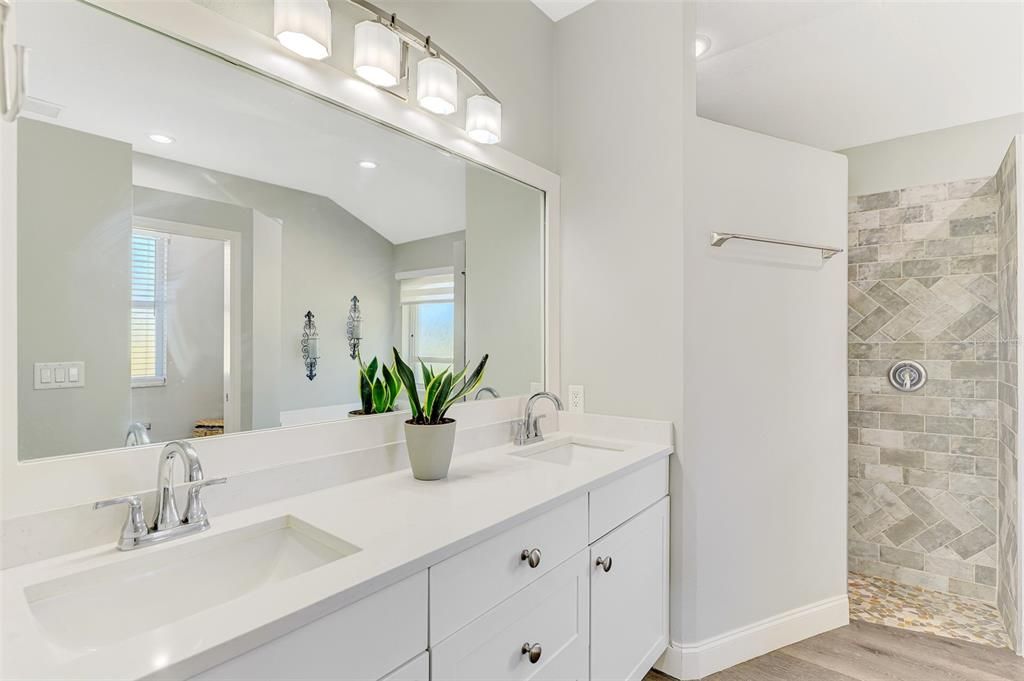 For Sale: $629,000 (4 beds, 2 baths, 2203 Square Feet)