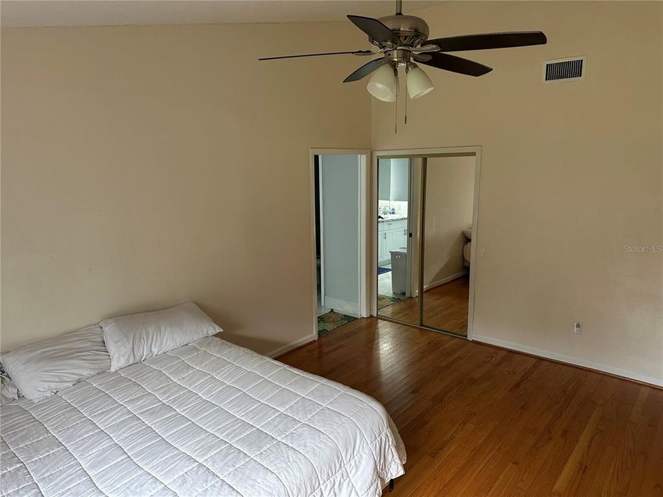 待售: $639,900 (4 贝兹, 2 浴室, 2217 平方英尺)