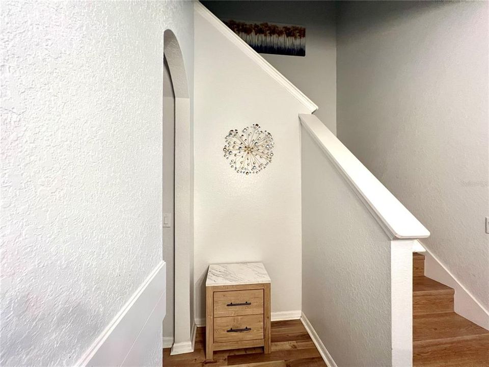 待售: $285,000 (4 贝兹, 3 浴室, 1492 平方英尺)