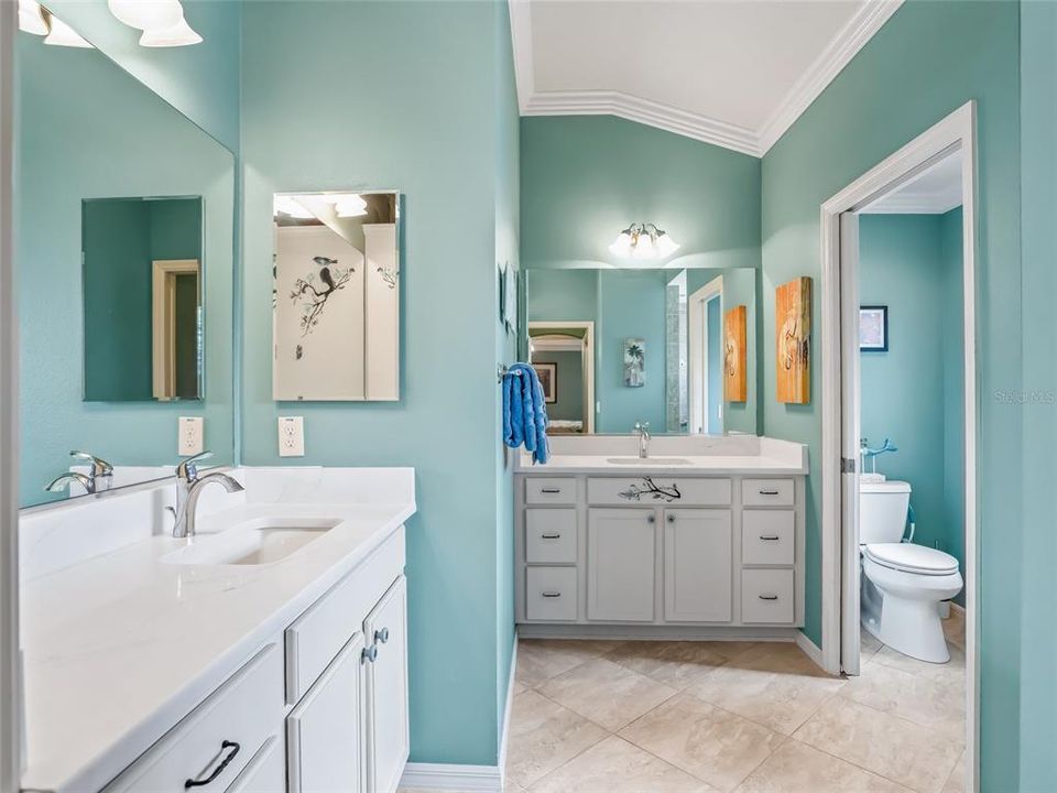 For Sale: $575,000 (3 beds, 2 baths, 1860 Square Feet)