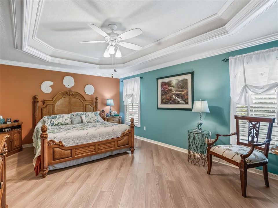 For Sale: $575,000 (3 beds, 2 baths, 1860 Square Feet)