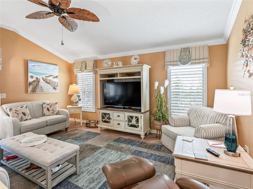 For Sale: $575,000 (3 beds, 2 baths, 1860 Square Feet)