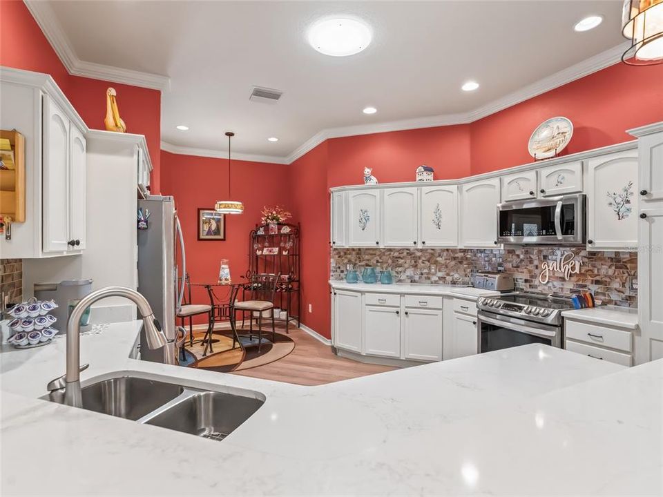 For Sale: $575,000 (3 beds, 2 baths, 1860 Square Feet)