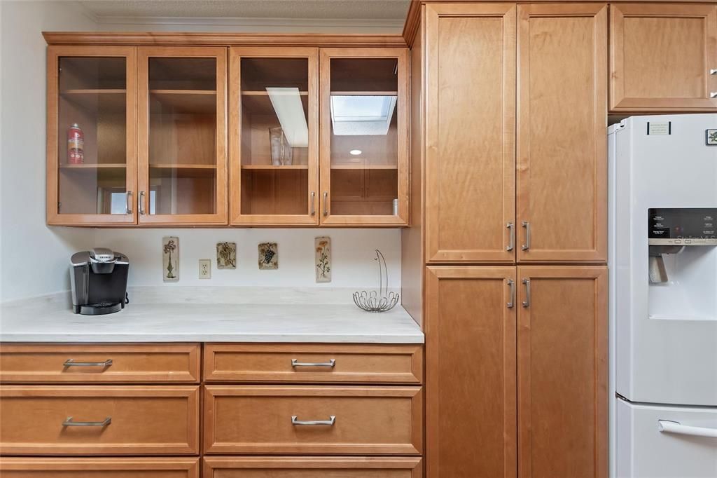 На продажу: $185,000 (2 спален, 2 ванн, 1458 Квадратных фут)