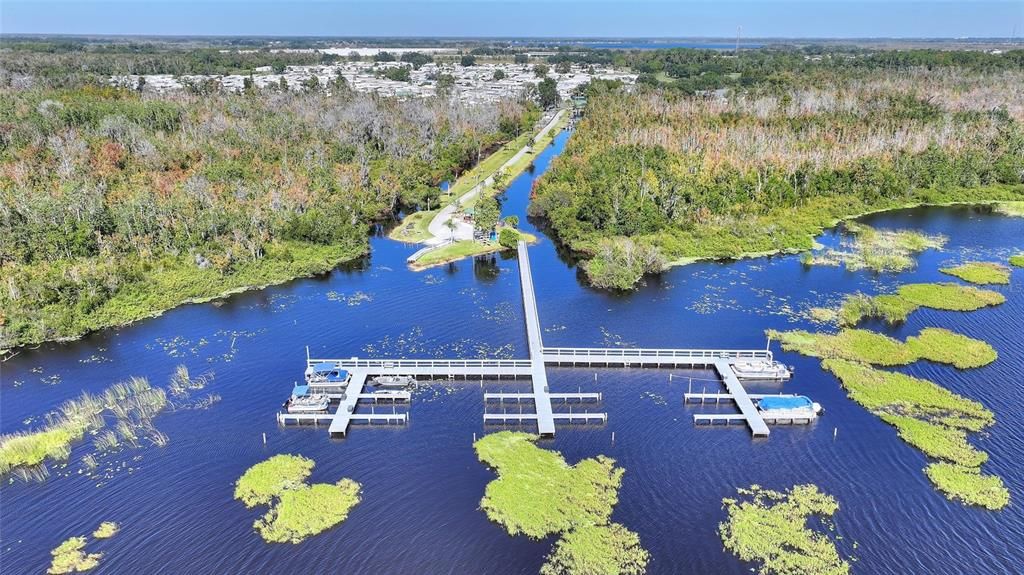 На продажу: $185,000 (2 спален, 2 ванн, 1458 Квадратных фут)