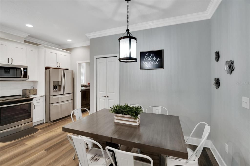 For Rent: $2,700 (3 beds, 2 baths, 1413 Square Feet)