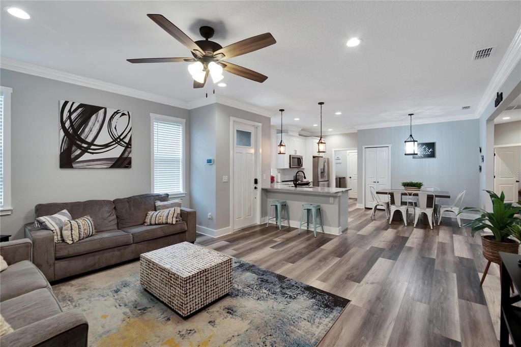 For Rent: $2,700 (3 beds, 2 baths, 1413 Square Feet)