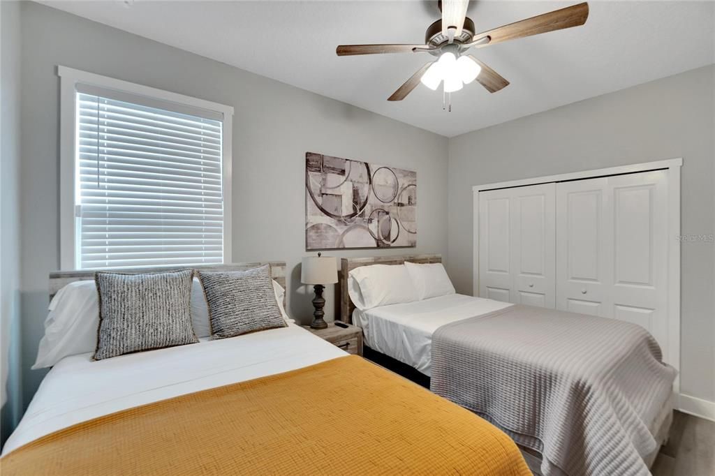 For Rent: $2,700 (3 beds, 2 baths, 1413 Square Feet)