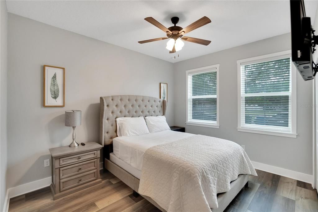 For Rent: $2,700 (3 beds, 2 baths, 1413 Square Feet)