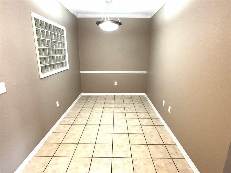 For Sale: $269,000 (2 beds, 2 baths, 1080 Square Feet)