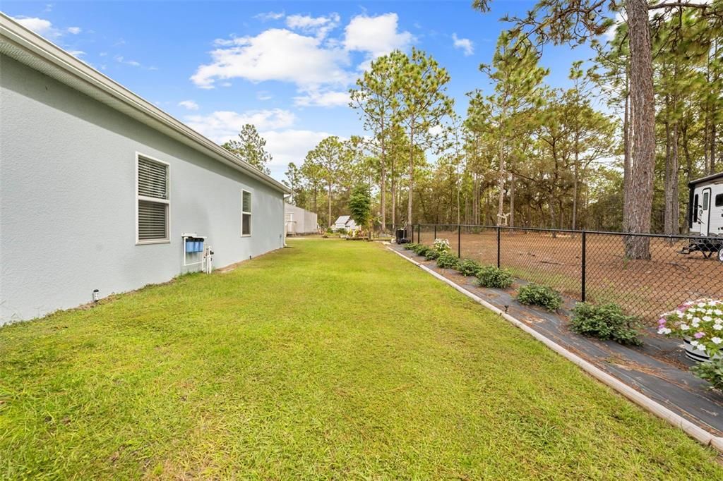 На продажу: $450,000 (4 спален, 2 ванн, 1980 Квадратных фут)