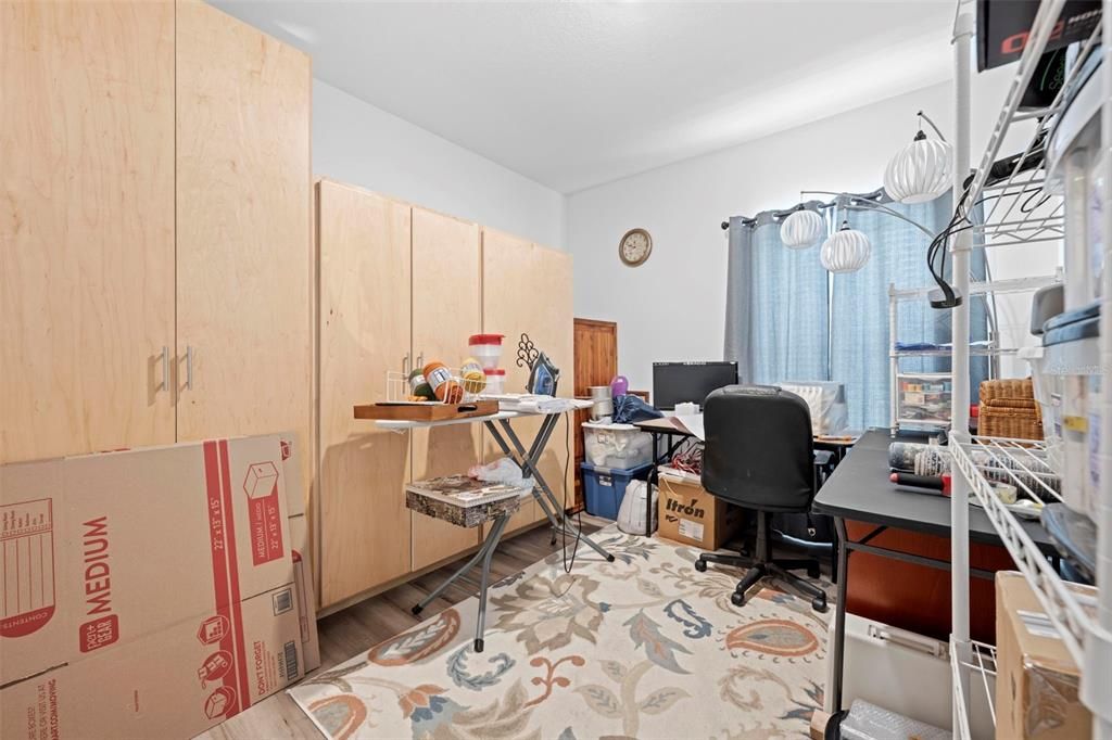 На продажу: $450,000 (4 спален, 2 ванн, 1980 Квадратных фут)