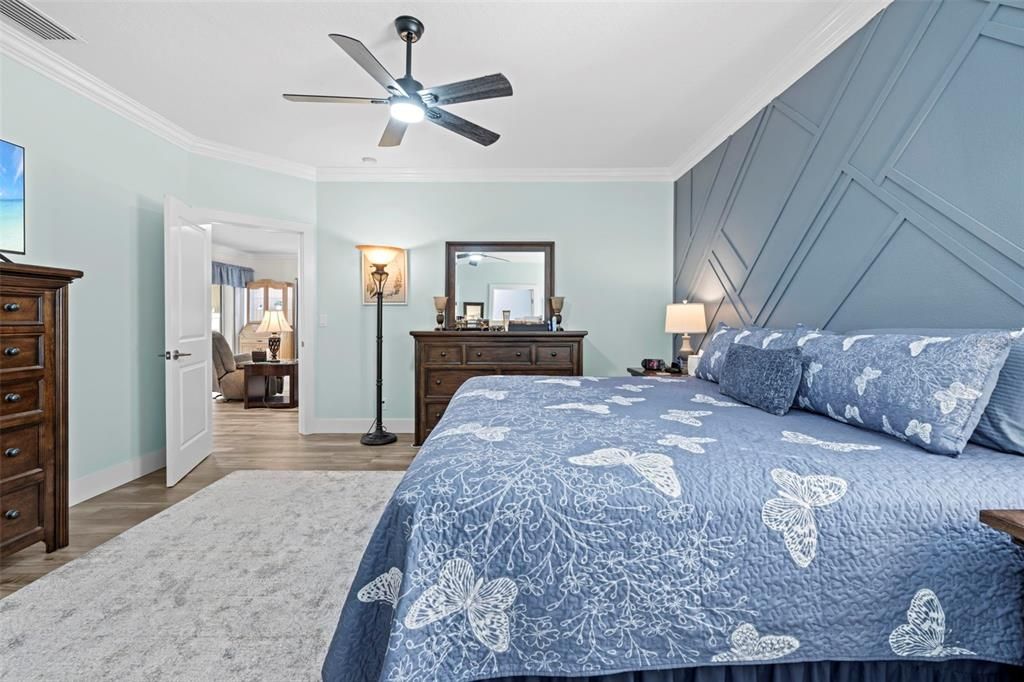 На продажу: $450,000 (4 спален, 2 ванн, 1980 Квадратных фут)