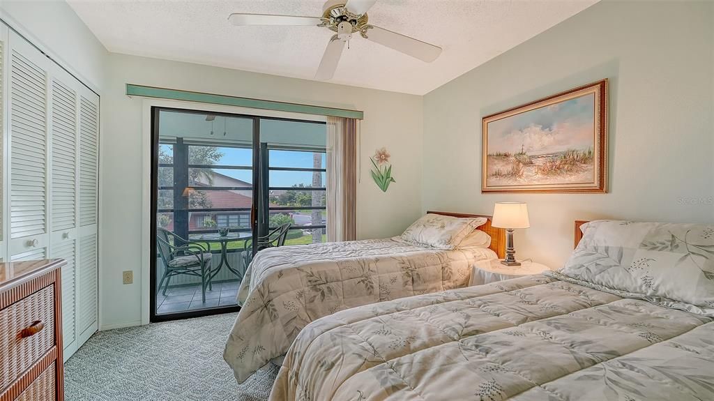 En Venta: $165,000 (2 camas, 2 baños, 942 Pies cuadrados)