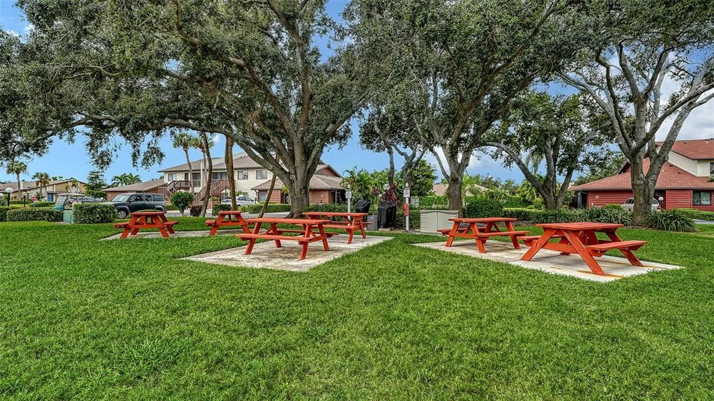 En Venta: $165,000 (2 camas, 2 baños, 942 Pies cuadrados)