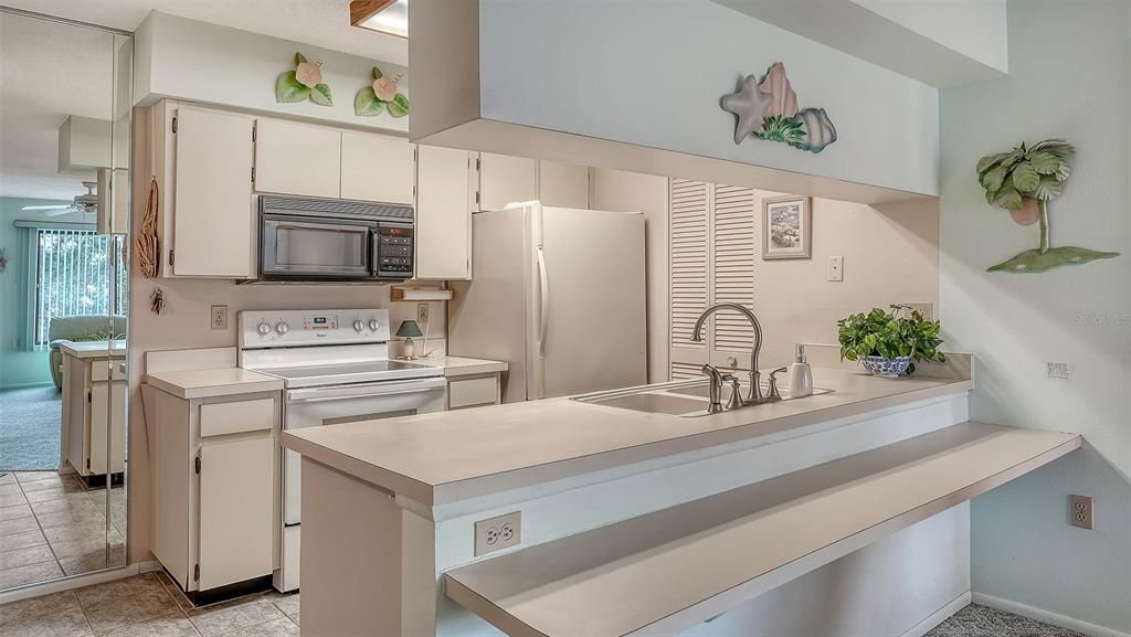 En Venta: $165,000 (2 camas, 2 baños, 942 Pies cuadrados)