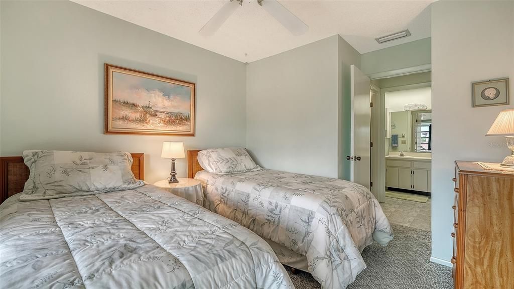 En Venta: $165,000 (2 camas, 2 baños, 942 Pies cuadrados)