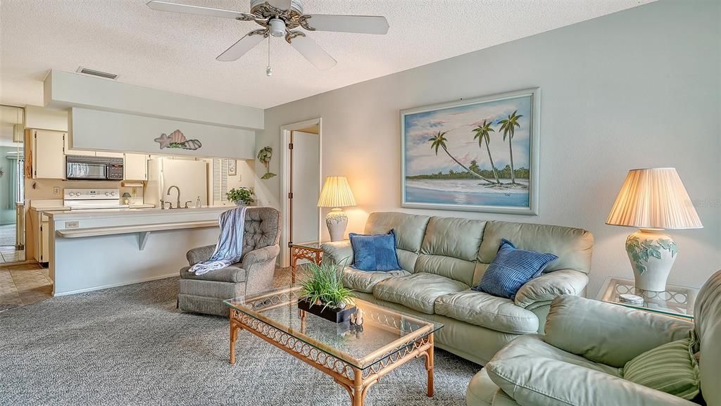 En Venta: $165,000 (2 camas, 2 baños, 942 Pies cuadrados)