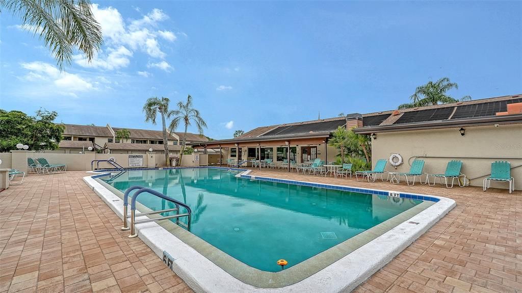 En Venta: $165,000 (2 camas, 2 baños, 942 Pies cuadrados)