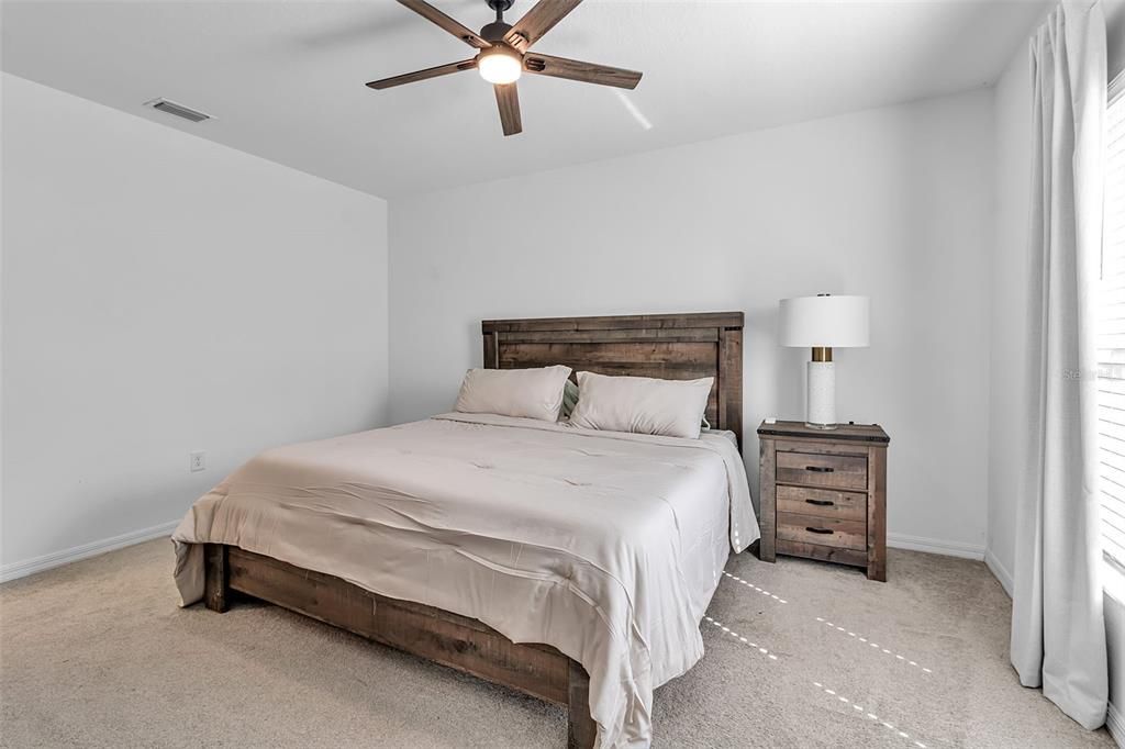 For Sale: $393,000 (3 beds, 2 baths, 1720 Square Feet)