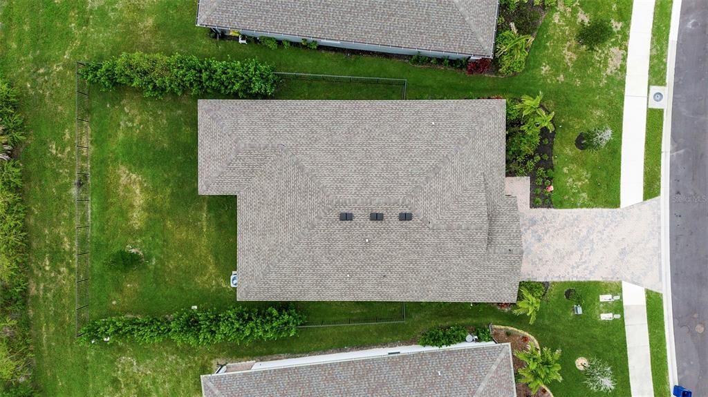 For Sale: $393,000 (3 beds, 2 baths, 1720 Square Feet)