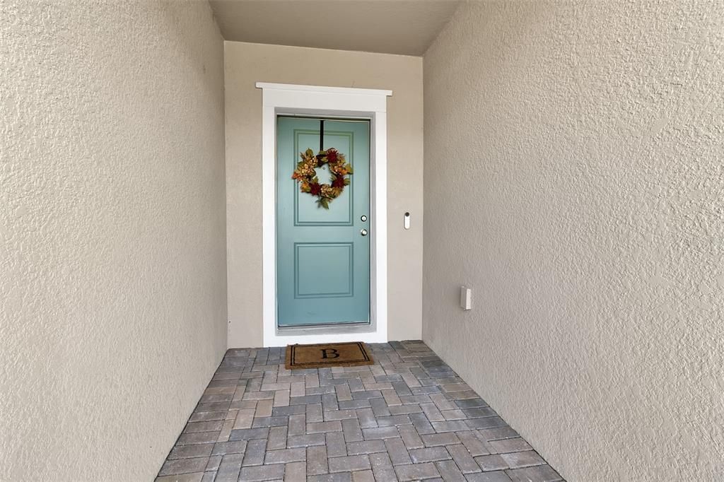 For Sale: $393,000 (3 beds, 2 baths, 1720 Square Feet)