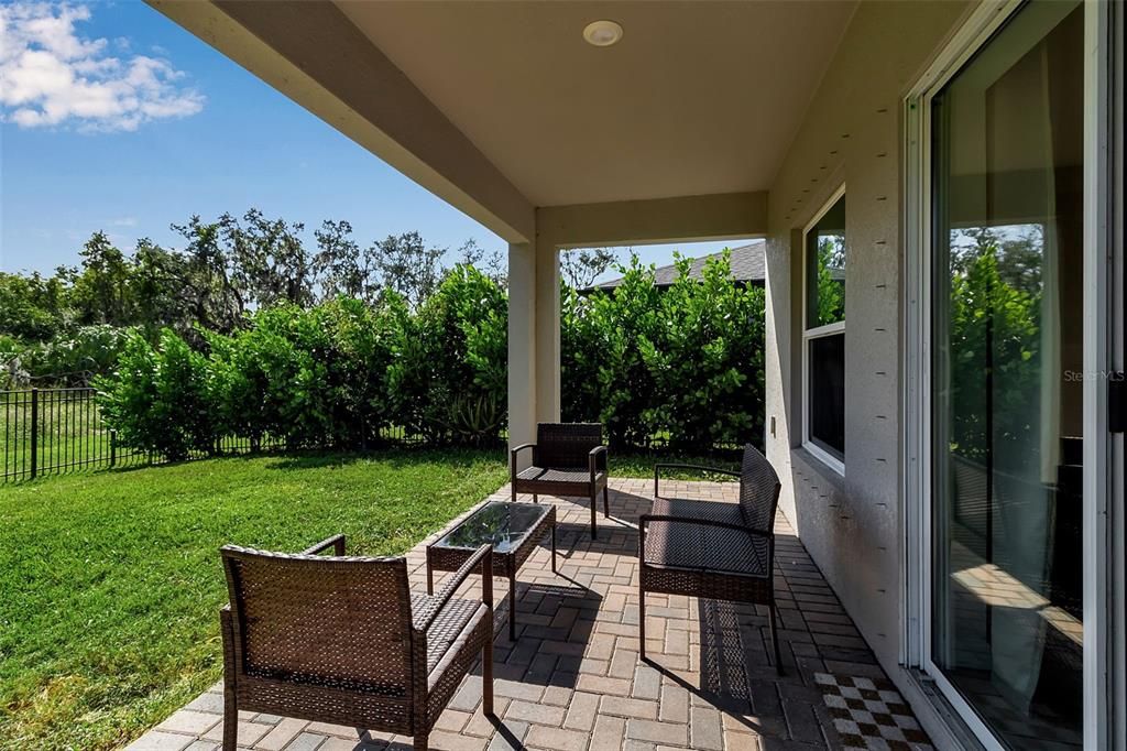 For Sale: $393,000 (3 beds, 2 baths, 1720 Square Feet)