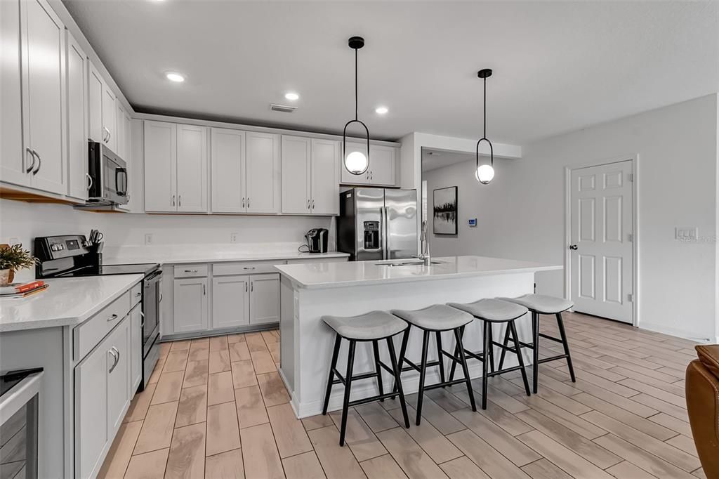 For Sale: $393,000 (3 beds, 2 baths, 1720 Square Feet)