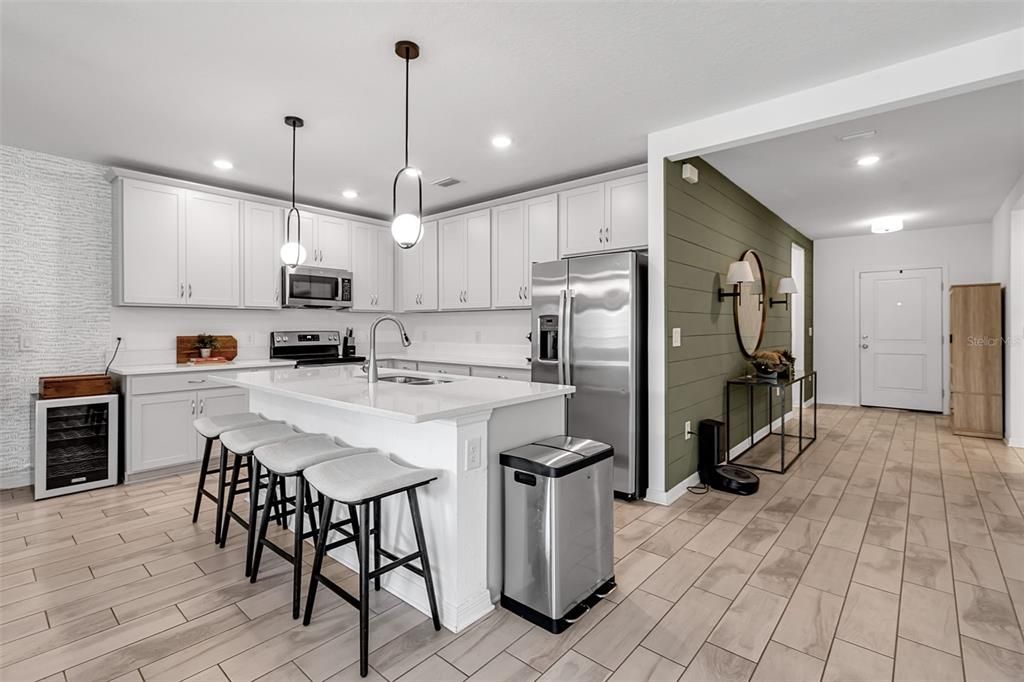 For Sale: $393,000 (3 beds, 2 baths, 1720 Square Feet)