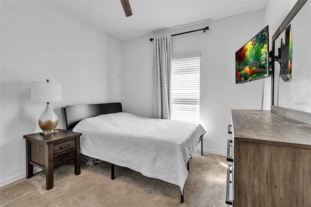 For Sale: $393,000 (3 beds, 2 baths, 1720 Square Feet)