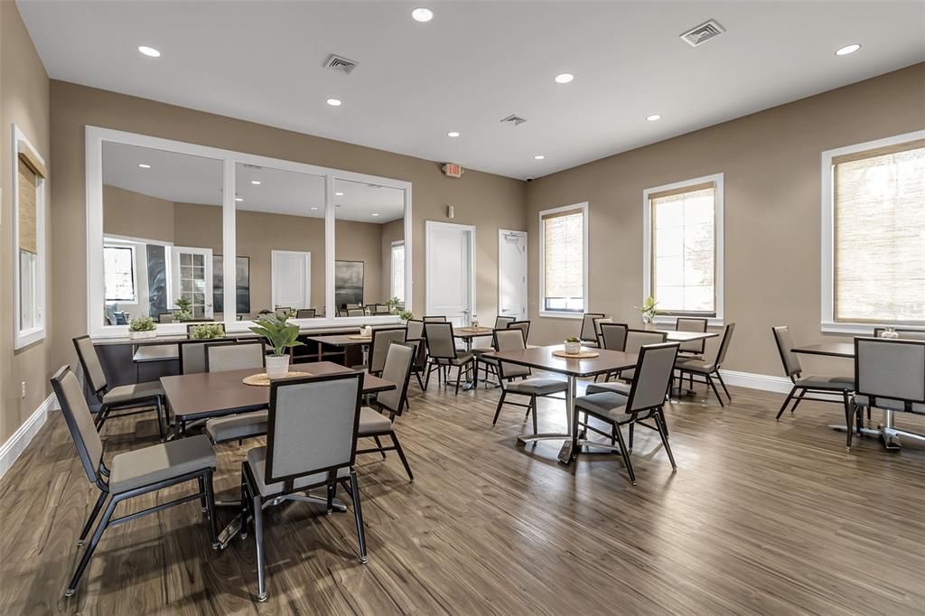 For Sale: $393,000 (3 beds, 2 baths, 1720 Square Feet)