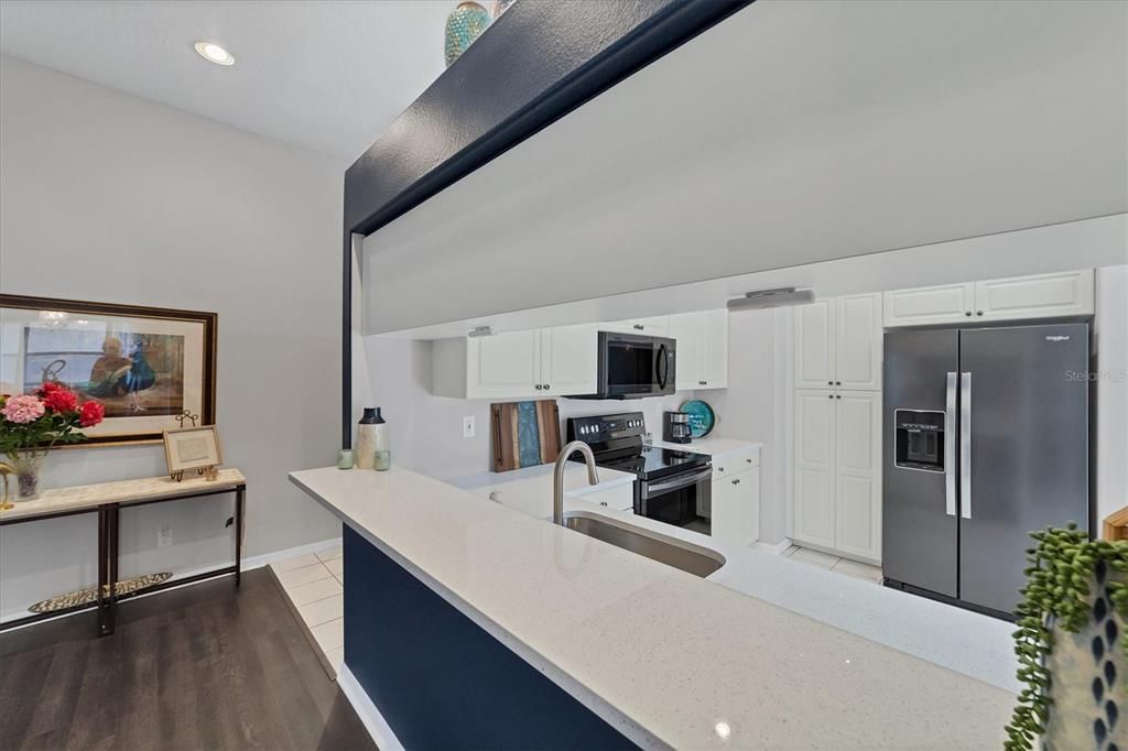 For Rent: $3,450 (2 beds, 2 baths, 1893 Square Feet)