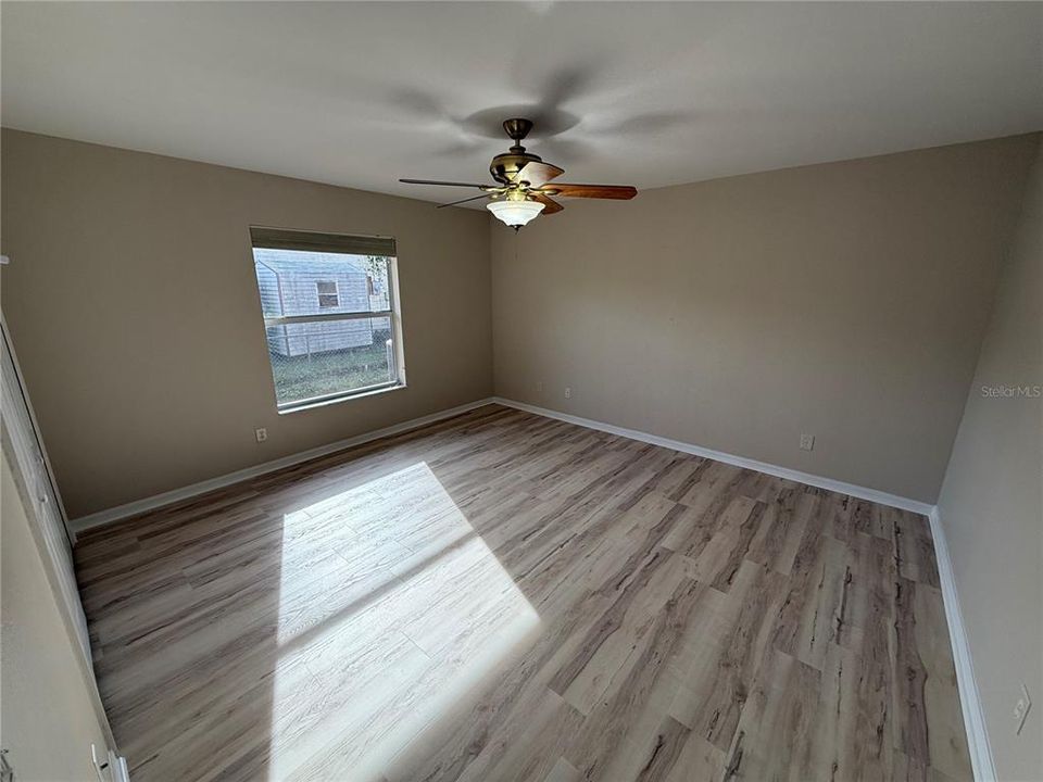 出租: $1,995 (4 贝兹, 2 浴室, 1937 平方英尺)