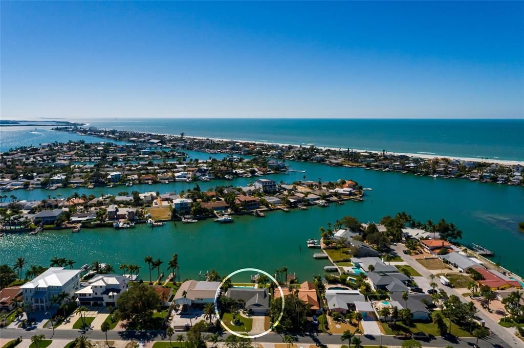 For Sale: $1,690,000 (3 beds, 2 baths, 2148 Square Feet)