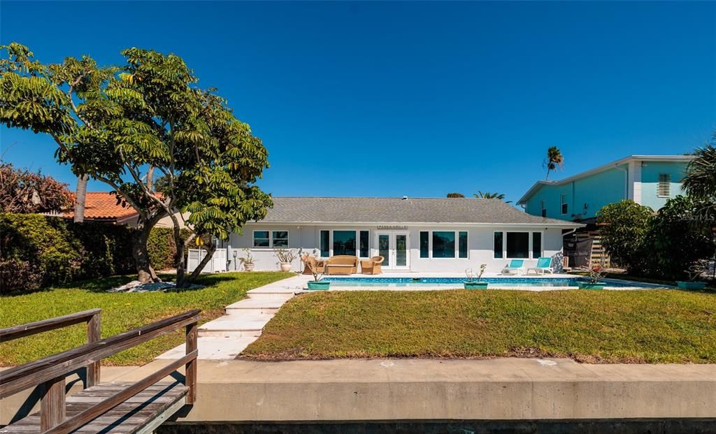 For Sale: $1,690,000 (3 beds, 2 baths, 2148 Square Feet)