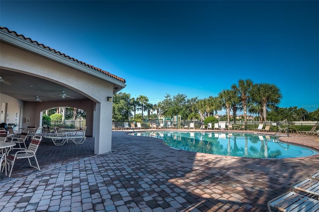 En Renta: $2,095 (4 camas, 2 baños, 2044 Pies cuadrados)