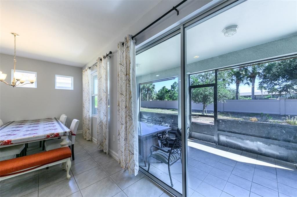 En Renta: $2,095 (4 camas, 2 baños, 2044 Pies cuadrados)