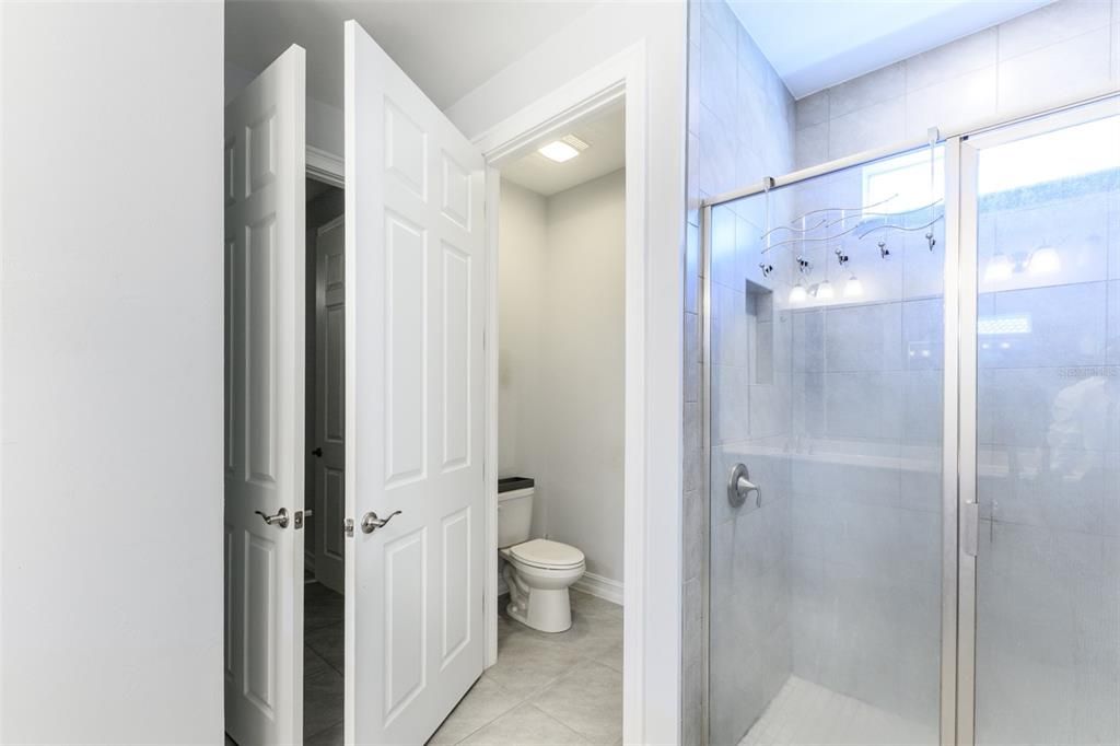 En Renta: $2,095 (4 camas, 2 baños, 2044 Pies cuadrados)