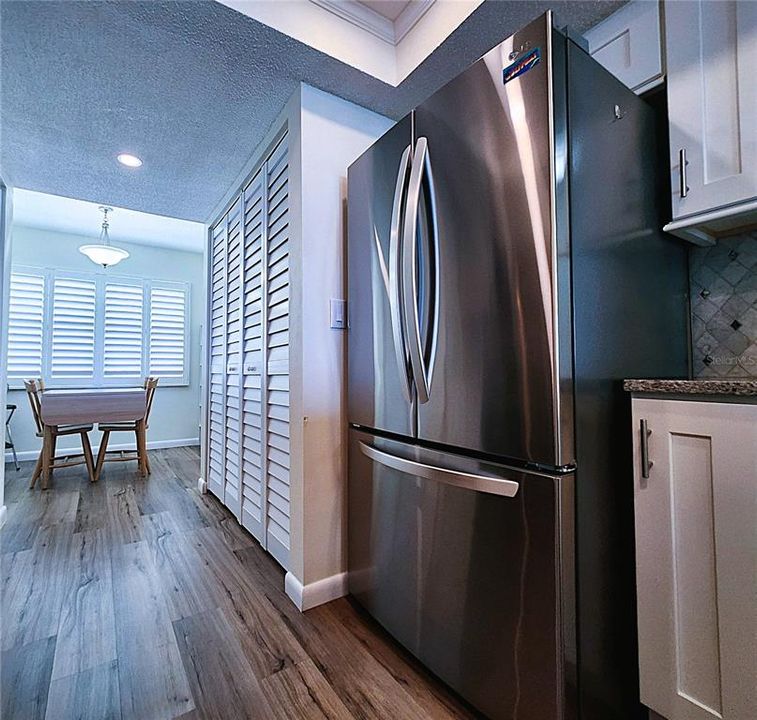 待售: $549,000 (2 贝兹, 2 浴室, 1255 平方英尺)