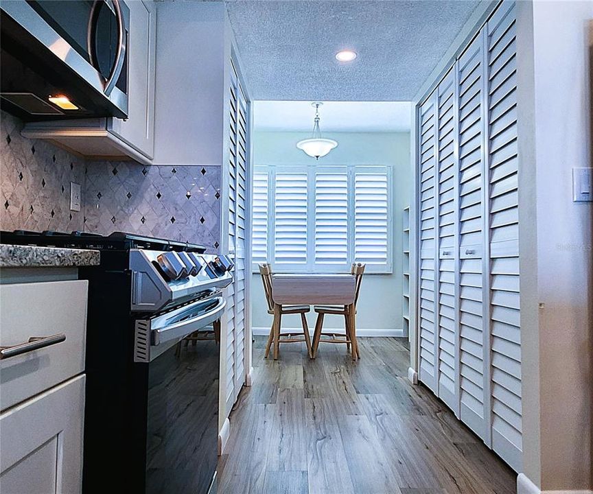 待售: $549,000 (2 贝兹, 2 浴室, 1255 平方英尺)