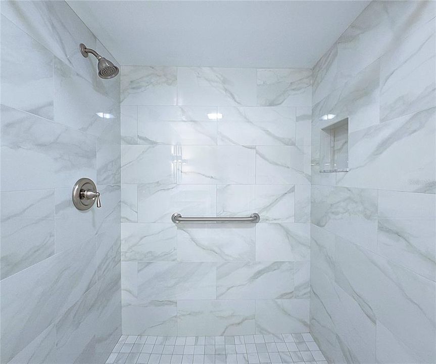 待售: $549,000 (2 贝兹, 2 浴室, 1255 平方英尺)