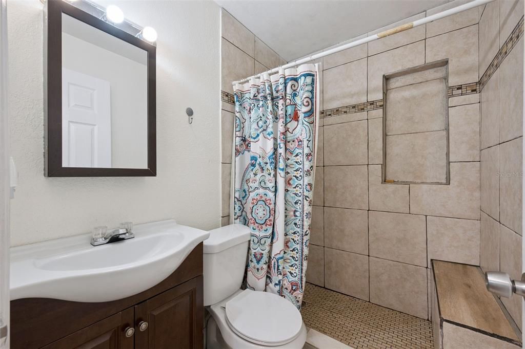 For Sale: $298,000 (3 beds, 2 baths, 1373 Square Feet)