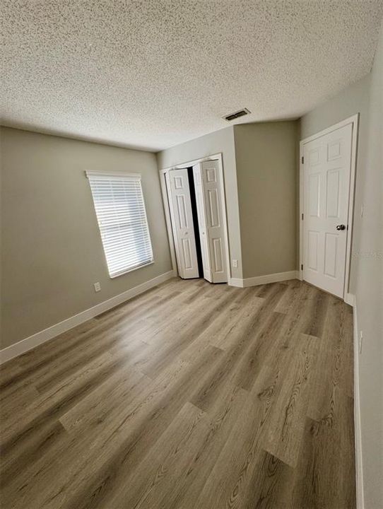 For Rent: $2,560 (4 beds, 2 baths, 1866 Square Feet)