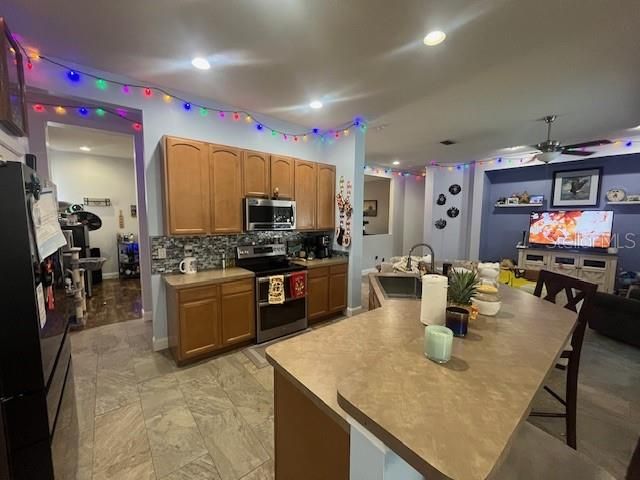 待售: $497,900 (4 贝兹, 3 浴室, 2444 平方英尺)