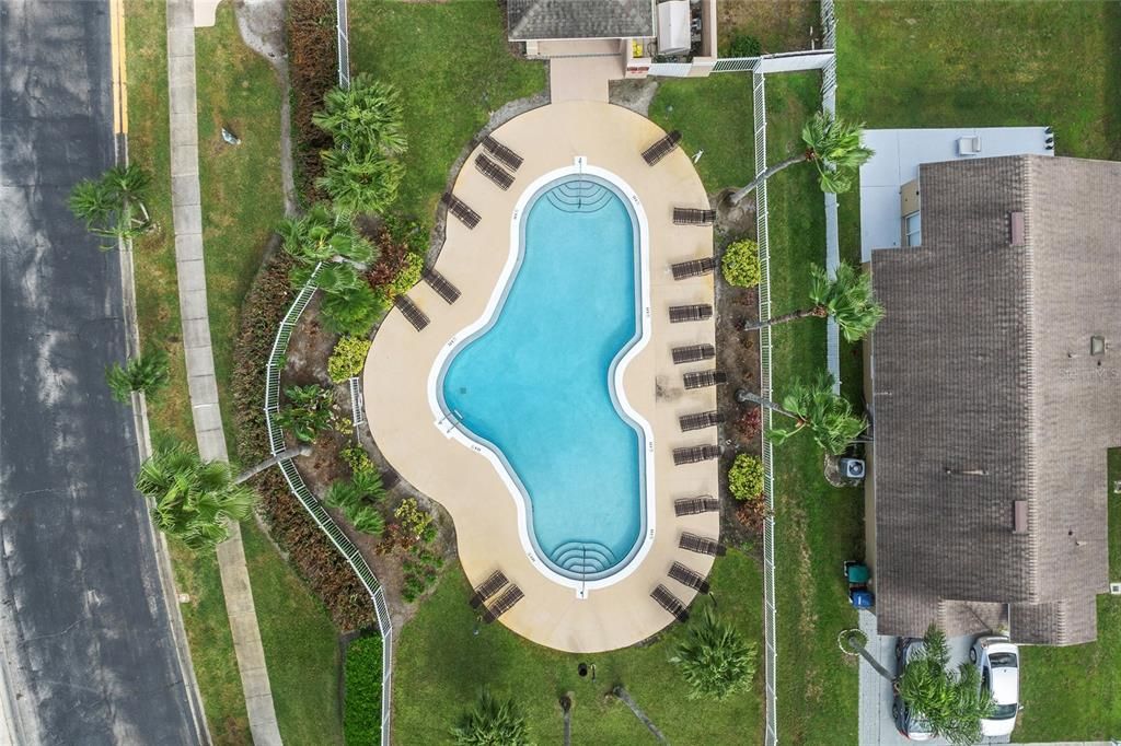 合同活跃: $334,900 (3 贝兹, 2 浴室, 1404 平方英尺)